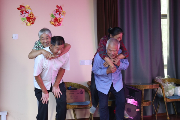 7E2A2932.JPG 7E2A2932.JPG