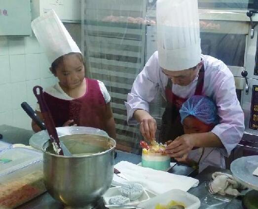 蛋糕是这样做成的