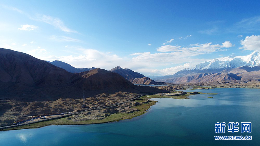 “飞‘阅’新疆”之一：夏日新疆喀拉库勒湖 景色如诗画醉游人