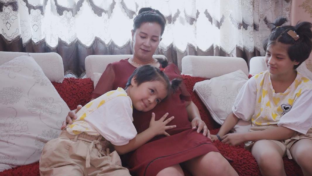 万人说新疆丨阿依古丽：三胎妈妈的甜美生活
