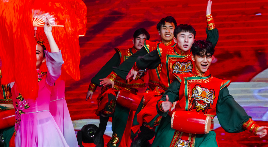 歡樂中國年丨庫爾勒市迎新春文藝晚會精彩上演