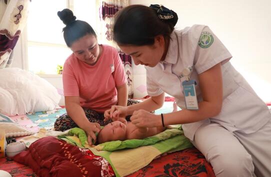 新疆库车：“互联网+医疗” 将服务送到家门口