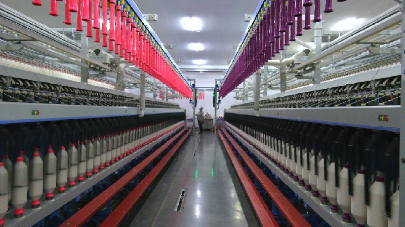 尉犁：优化营商环境 发展纺织服装产业 带动群众稳定就业1