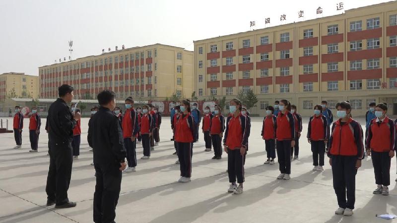 Clip0228.00_00_34_09.Still005