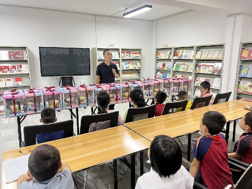 f325bf99564f28179c6cc7b3ef53d3d3_