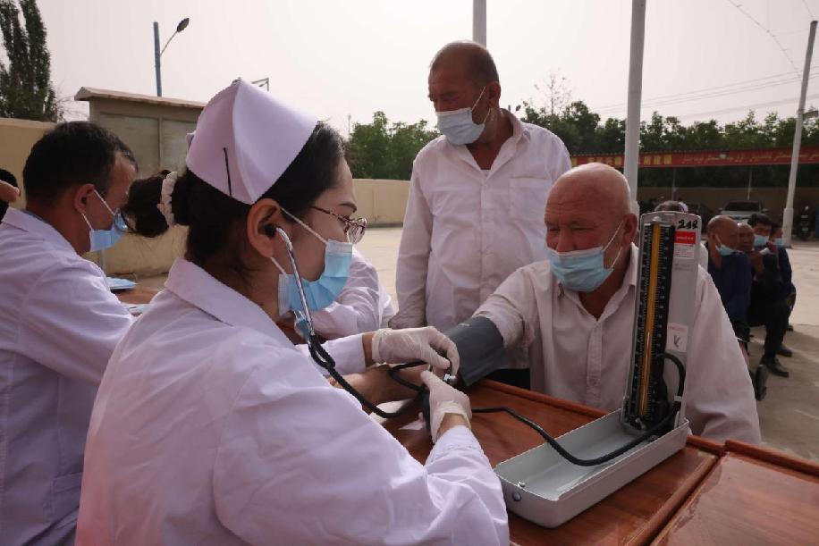 F:\努尔比亚\2022年任务\6月6日 爱眼日\照片\新建文件夹\8.jpg8