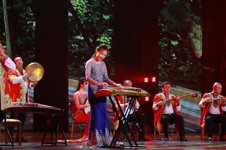 692584b68b25949addd481dca0b9f71