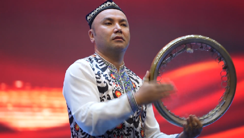 ”首都文化月“活动走进和田县.mp4.00_20_37_02.Still006