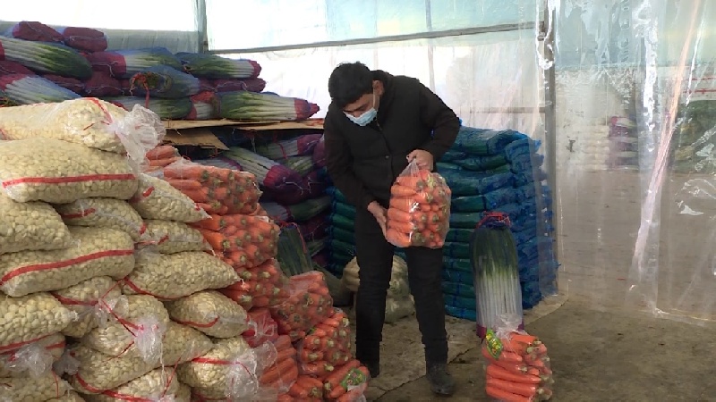 &ldquo;菜篮子&rdquo;画面.00_04_40_05.Still008