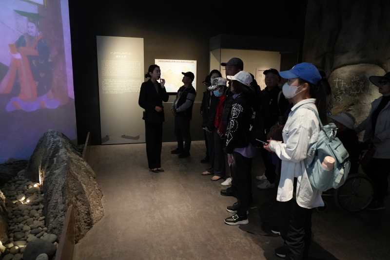 mmexport1681612452661