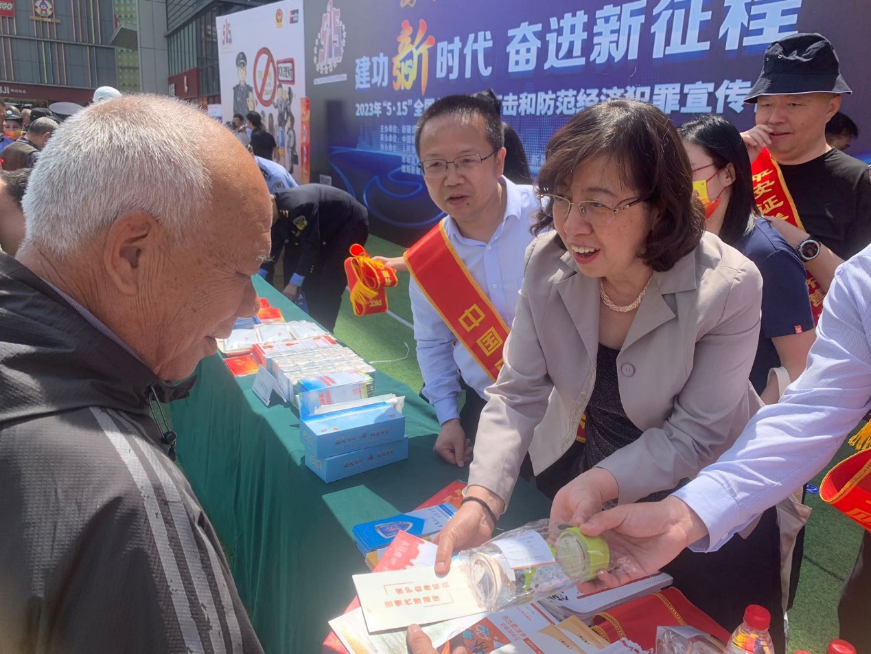 D:\Users\LIUJIE681\Desktop\微信推文\与民同心 为您守护&mdash;&mdash;新疆寿险联动平安驻疆各单位共同开展平安守护者行动（通讯员：刘旭006）\5.jpg