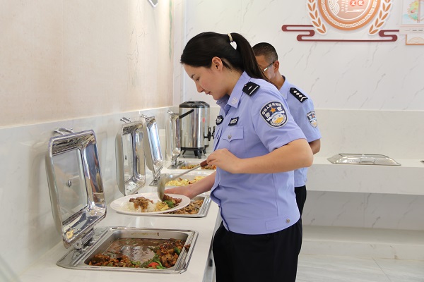 桦城警苑—民警餐厅