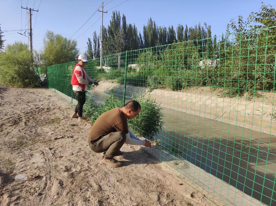 bbf2bdf42cebe3f00c0d356b9a98d41