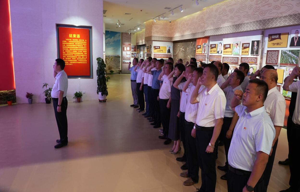 5bc1f88f9226ac7da30640044199ab1