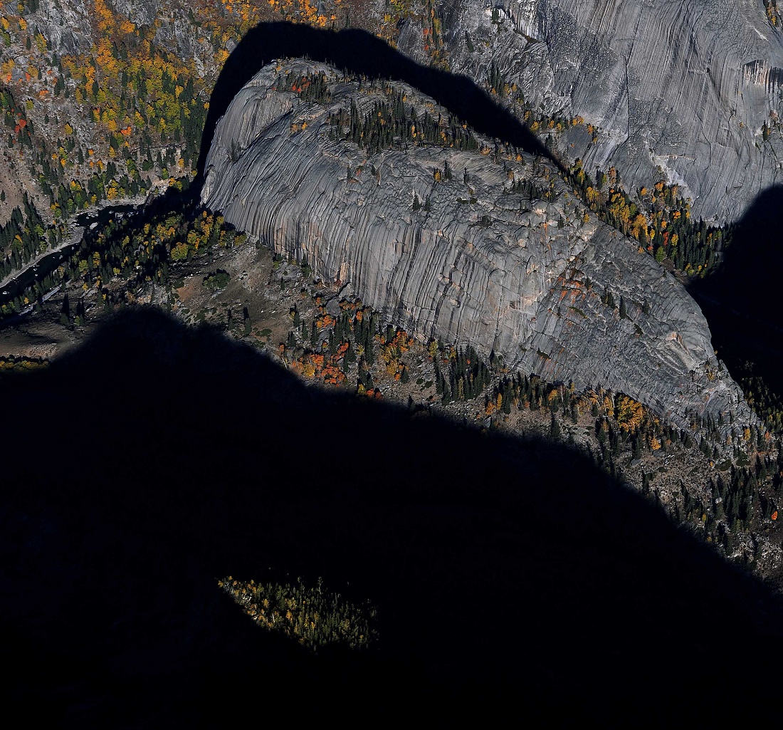 钟山1（富蕴县委宣传部供图）