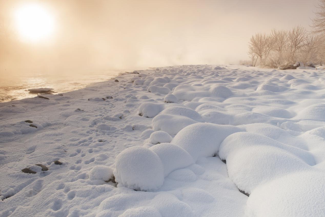 寒阳(巴哈提汗.阿赛提摄影)