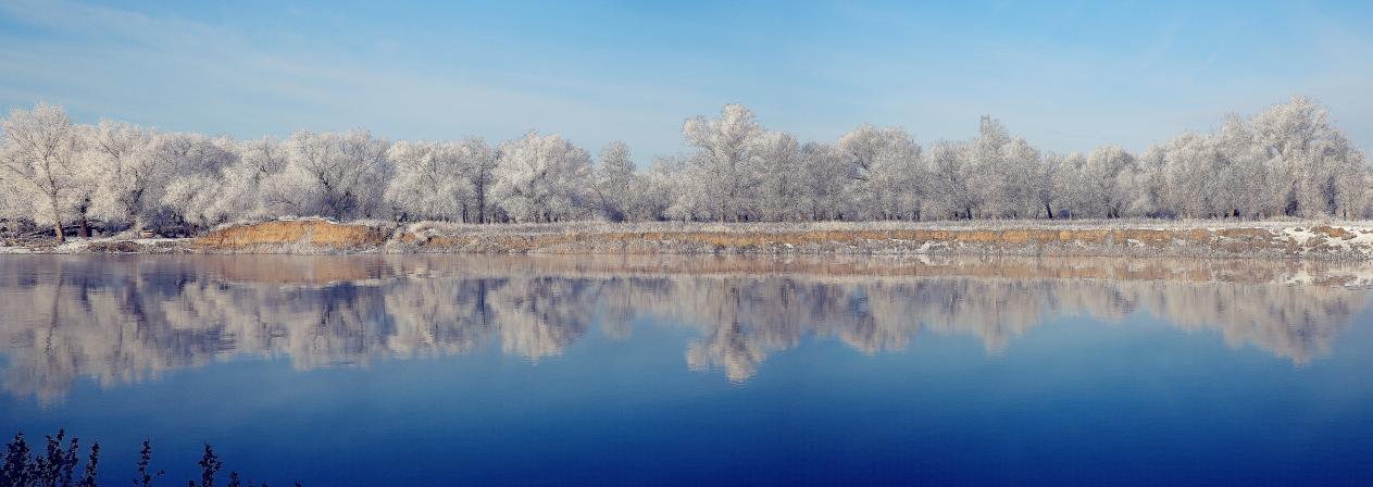 额河雾凇(王景华摄影)
