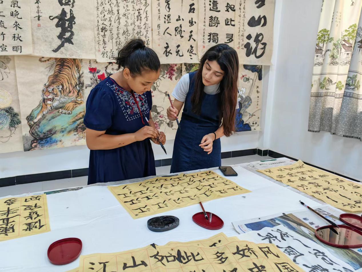 W020231127693672877849