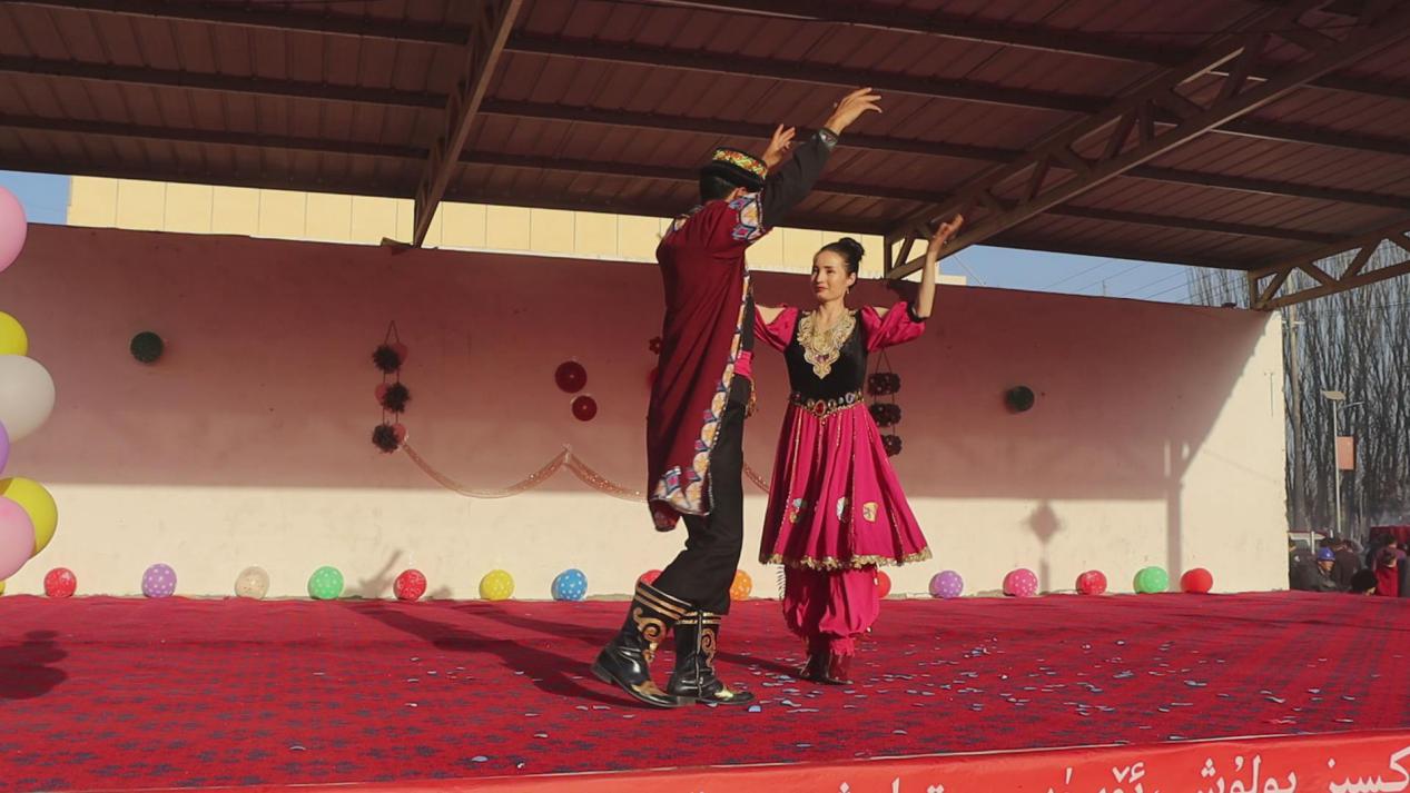 塔吉克族舞蹈帕米尔之情