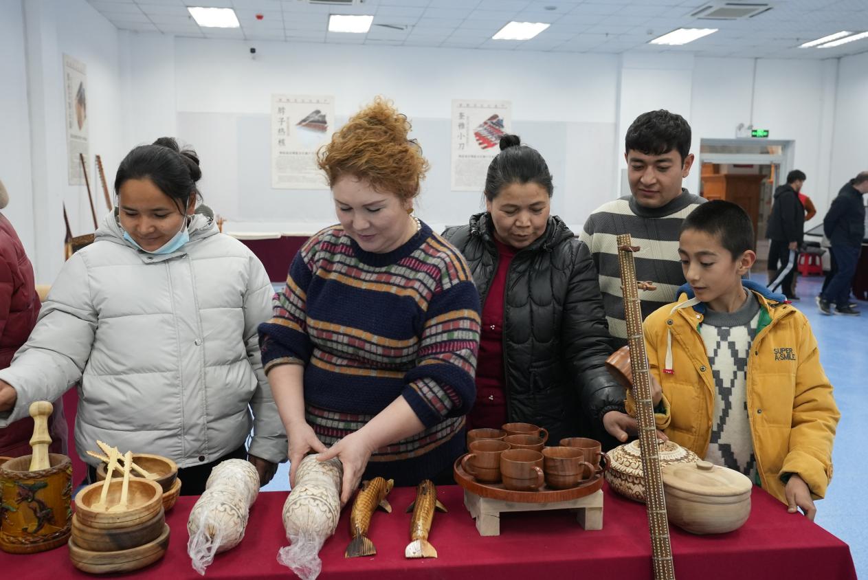 W020231219388568598395