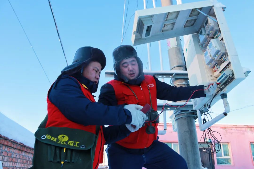 多措并举排查线路 确保冬季用电安全