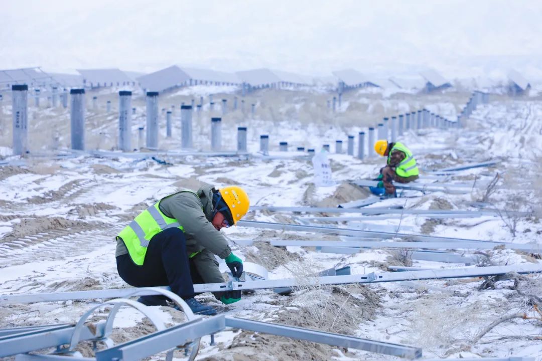 精河县：新能源项目建设如火如荼