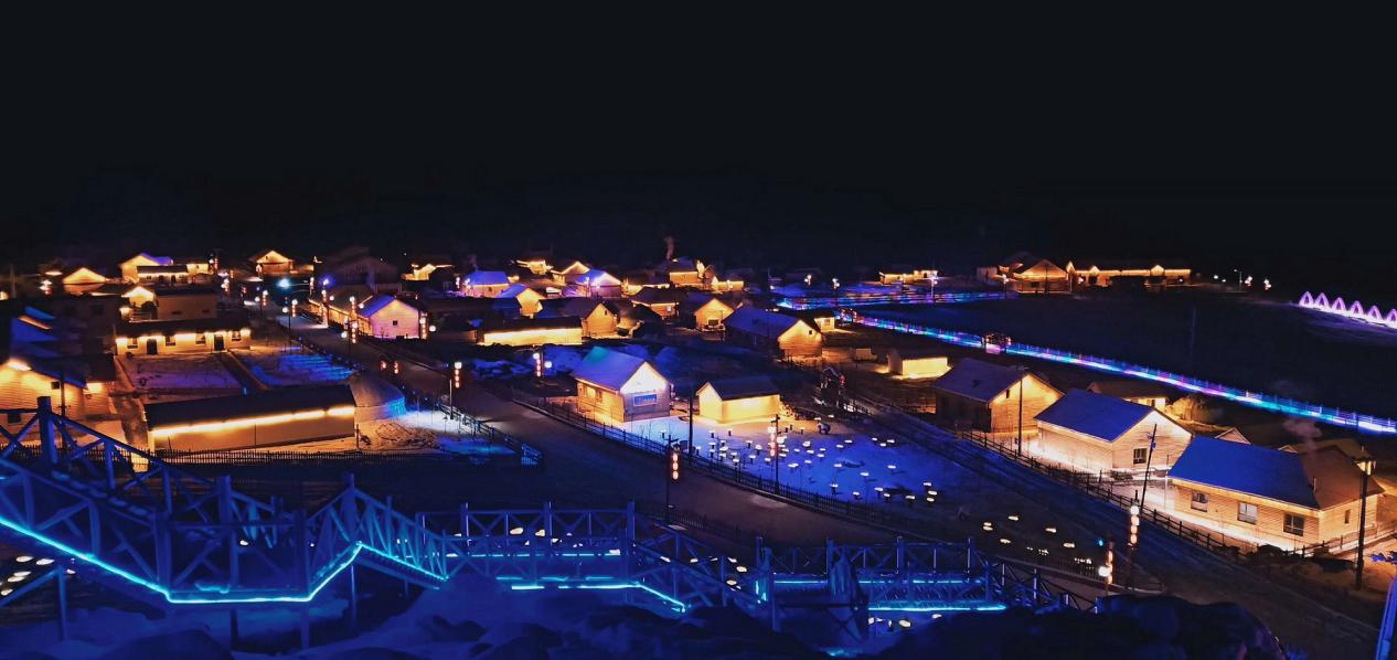 塔拉特村夜景如画(富蕴宣传部供图)