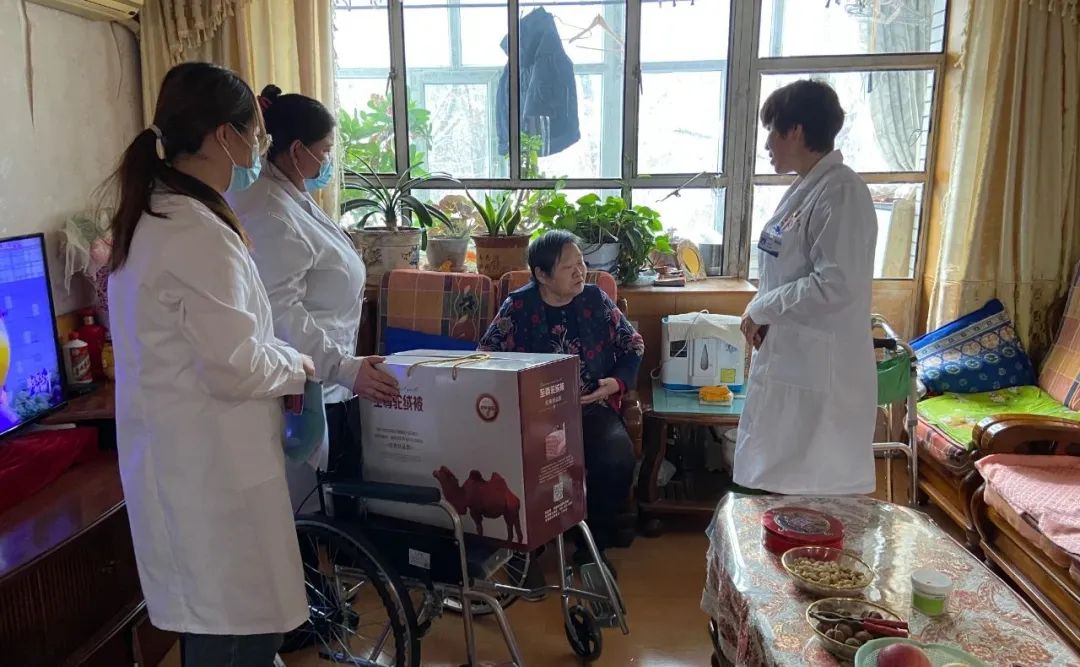 富蕴：家庭医生在行动 在&ldquo;家门口&rdquo;守护健康2