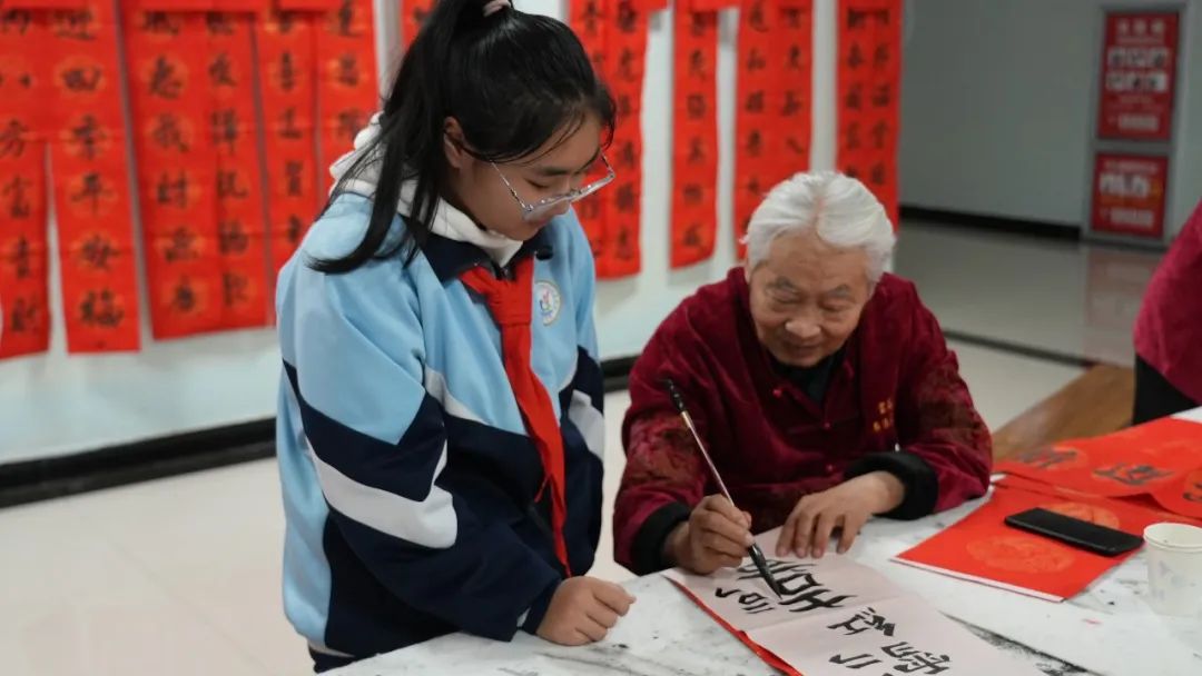 书法传承进校园 翰墨飘香书华夏2