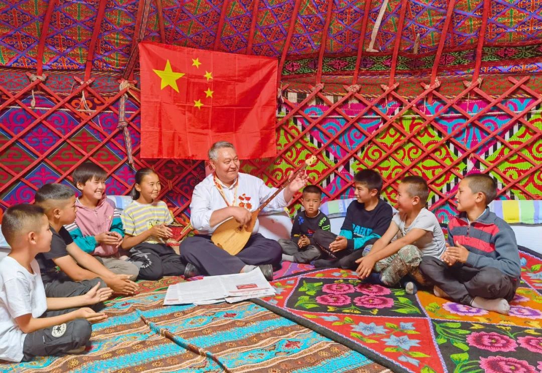 退休不“褪色” 余热亦生晖1