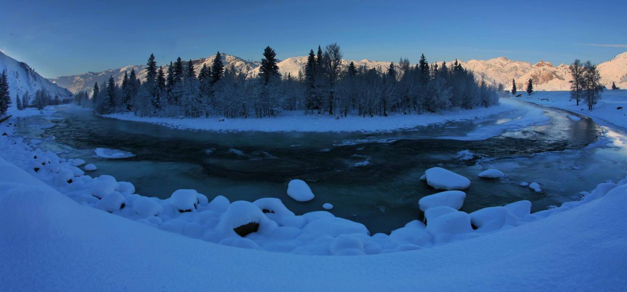 冰雪生态文化“美”——可可托海冬景(刘新海摄影)