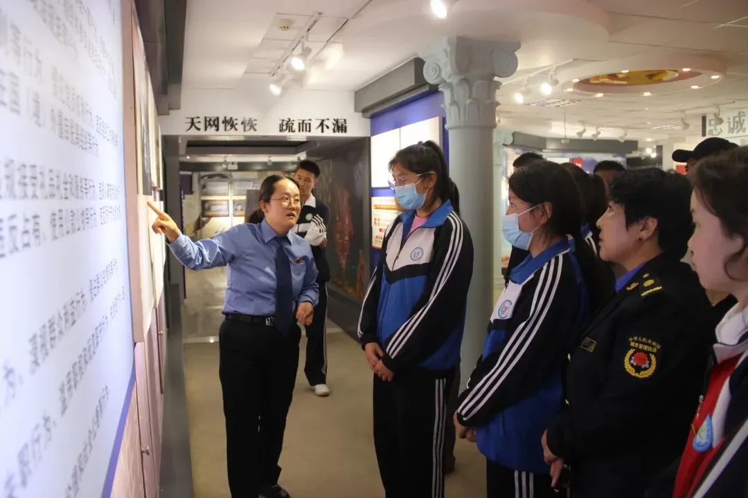 法治副校长倾情守护&ldquo;少年的你&rdquo;6