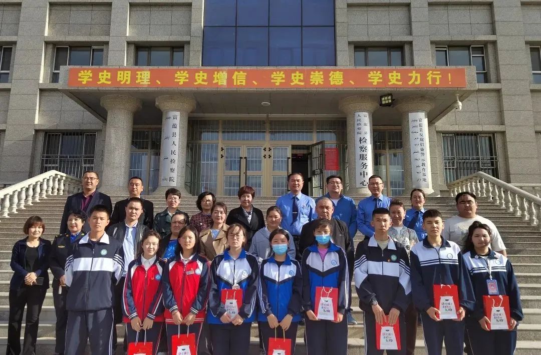 法治副校长倾情守护&ldquo;少年的你&rdquo;7