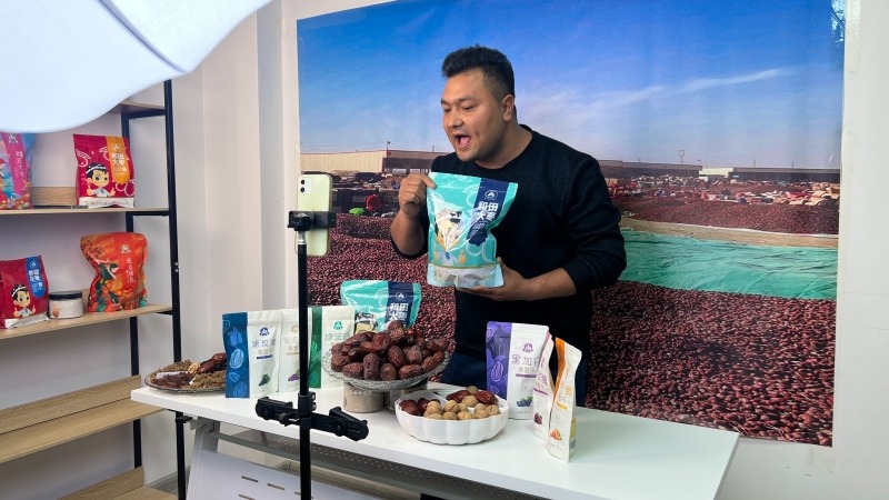 主播直播带货 (2)