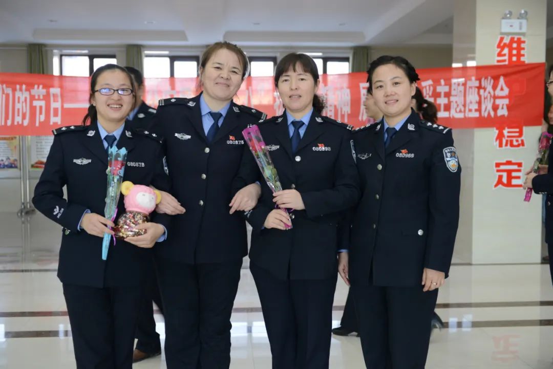 绽放在富蕴警营的铿锵玫瑰——富蕴县公安局拉扎提·库尔曼巴依2