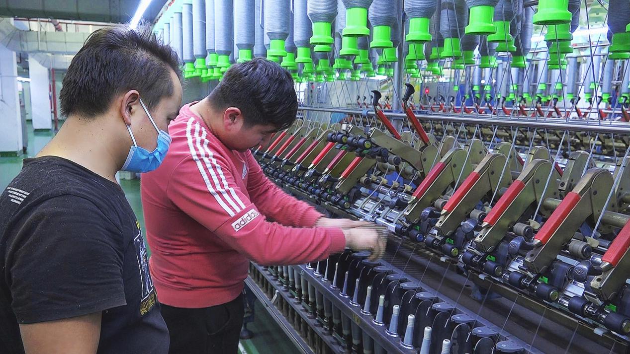 带领员工共同进步，提高整体团队的绩效。