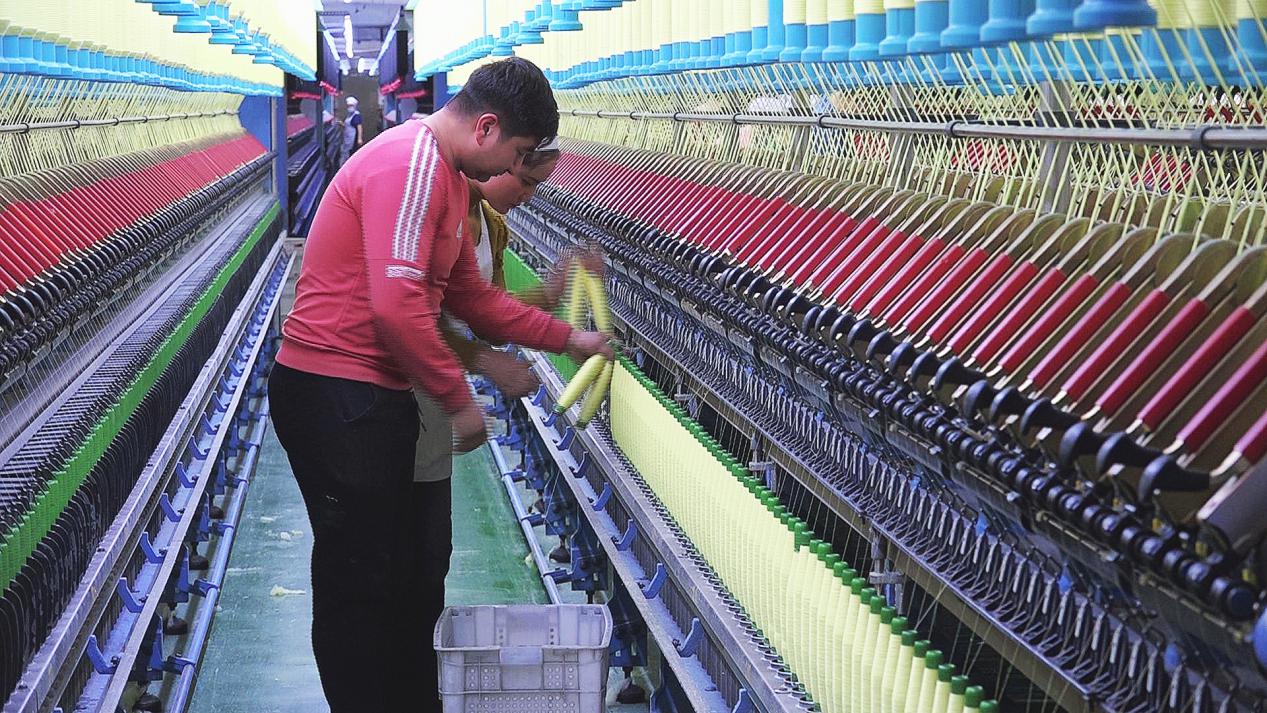 墨玉县工业园区为居民提供了大量就业机会和稳定收入。