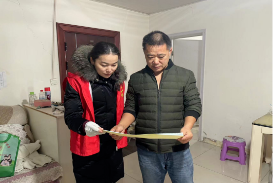 富蕴：网格员，居民的&ldquo;贴心人&rdquo;1