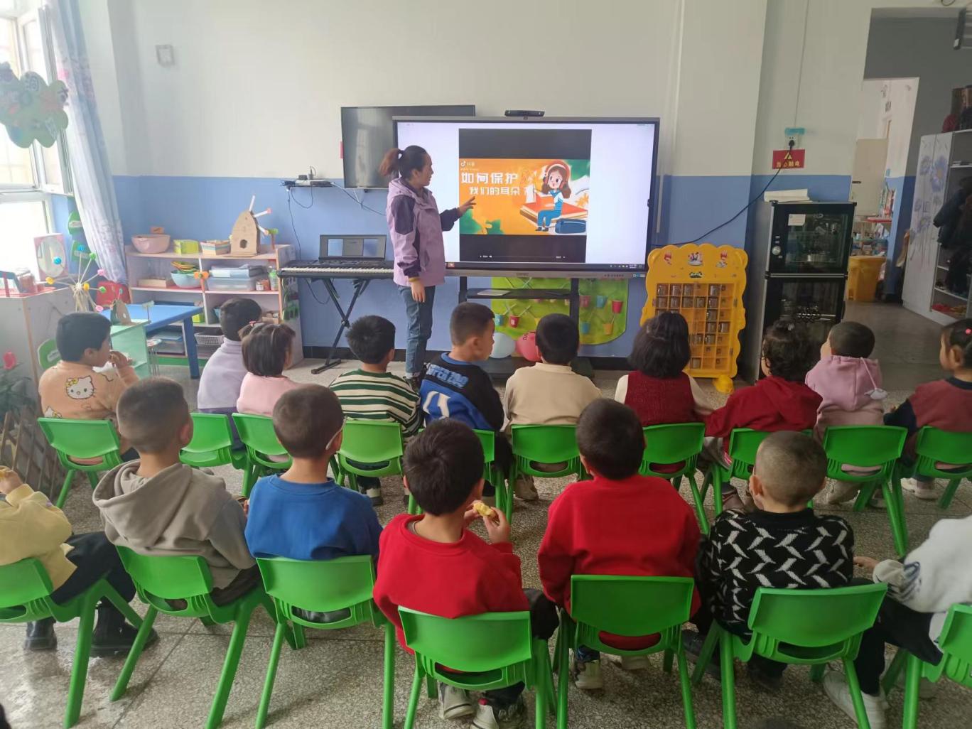 09865b3a85832555b7e59e9d1a001ce