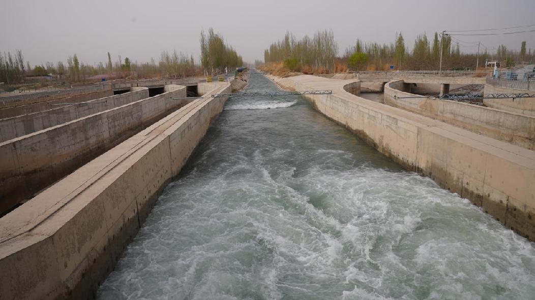 墨玉县总闸口控制墨玉灌区98万亩灌溉面积