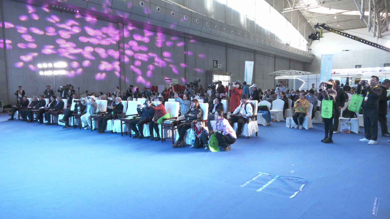 【标题】2024新疆春季文化旅游资源推介[00_00_19][20240408-172617]