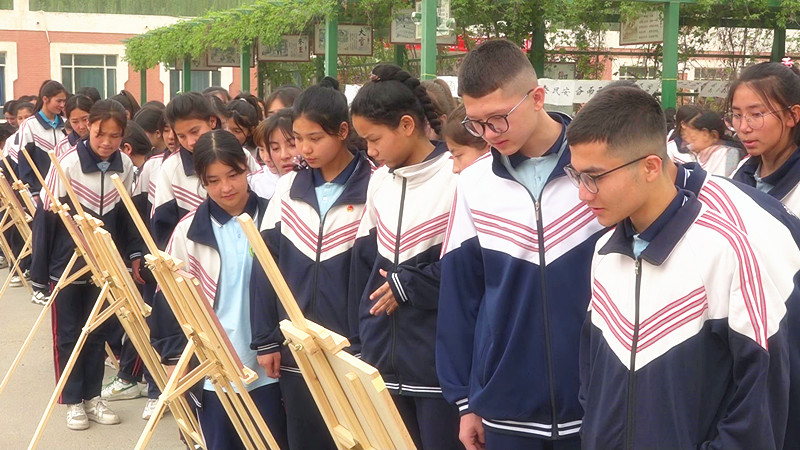 墨玉县喀拉喀什镇第五初级中学“全民国家安全教育日”活动