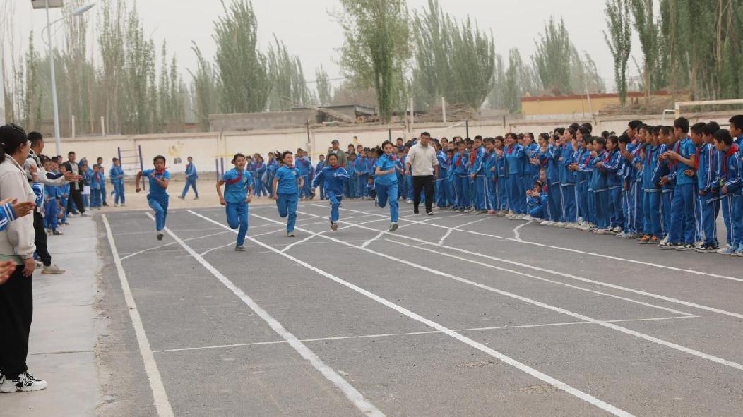 墨雅杯首届春季田径运动会短跑比赛