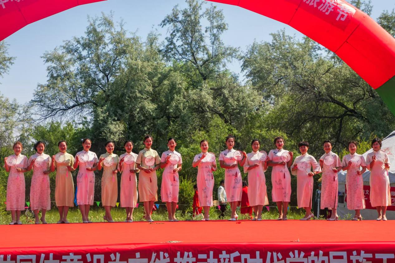 b2ae348f6d7bf66b66c7099012ea0a1