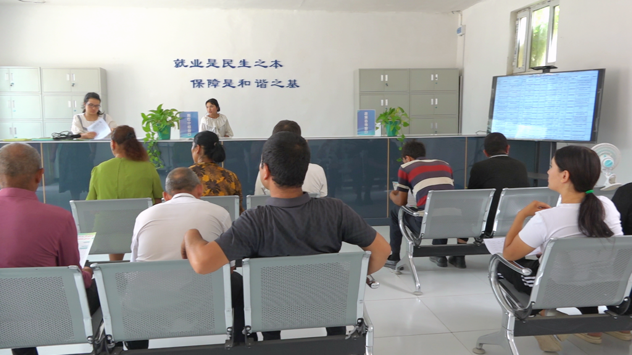 扎瓦镇零工市场服务大厅。